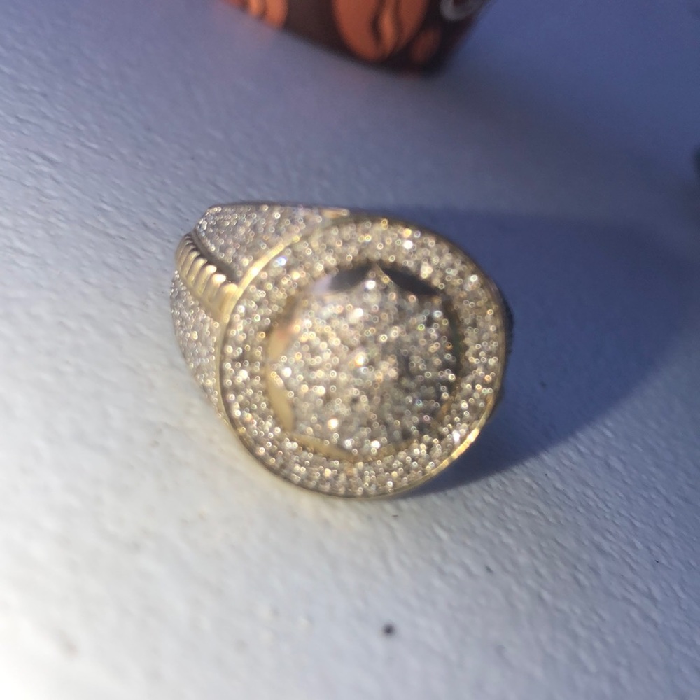 Diamond ring